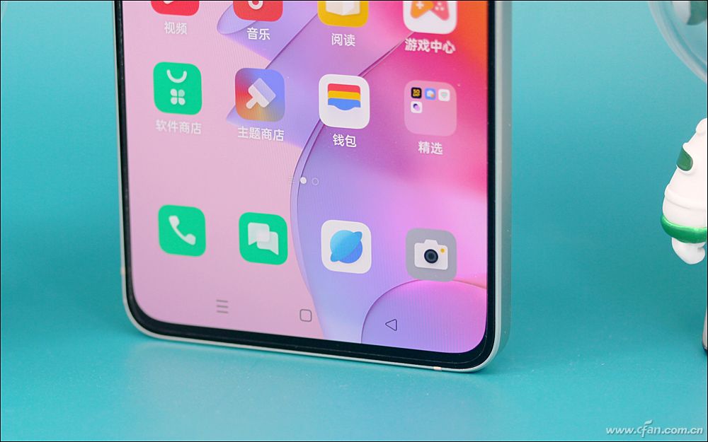 首发RGBW传感器的人像视频大师 OPPO Reno7 Pro评测